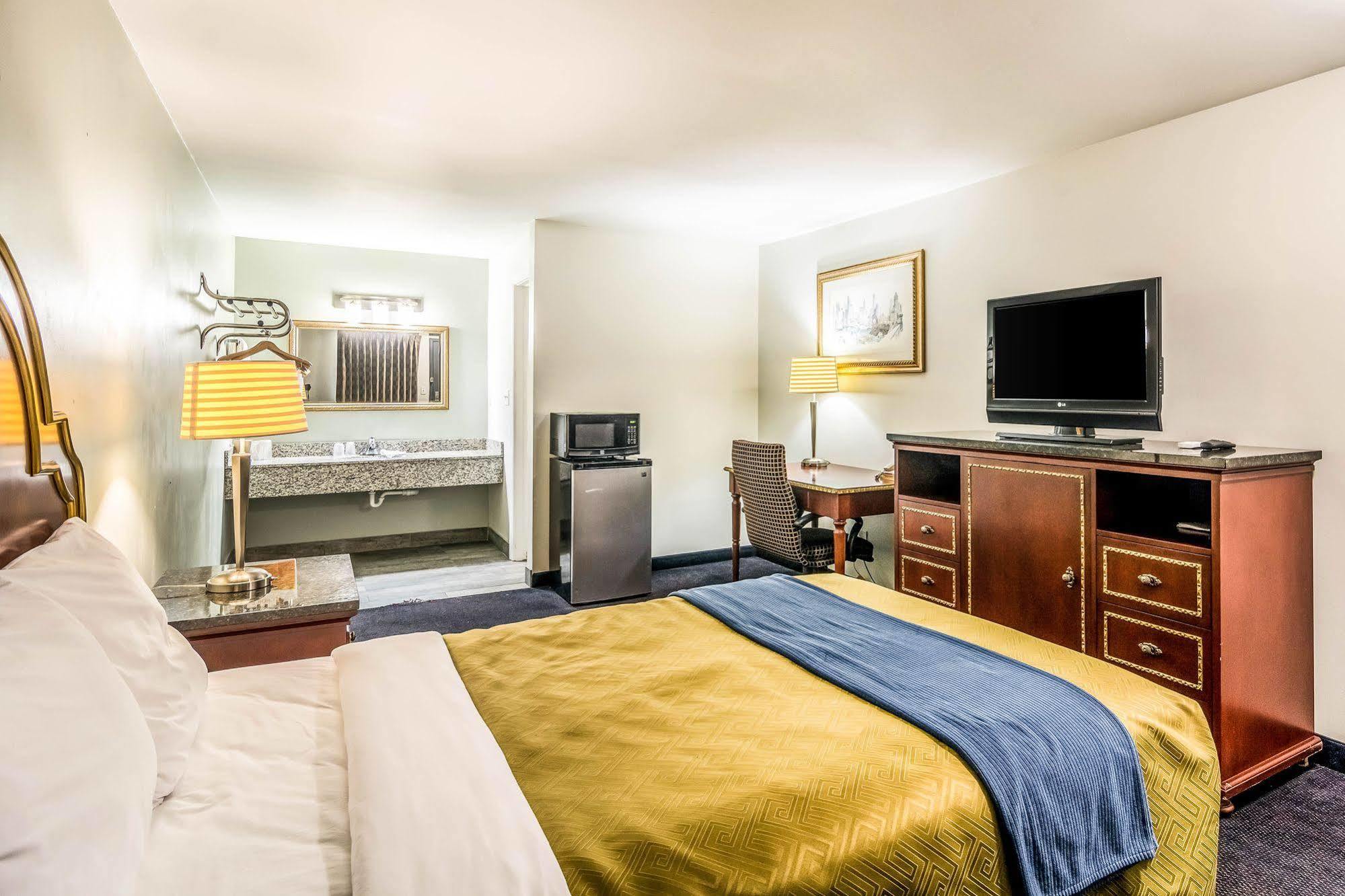 Rodeway Inn Portage Esterno foto